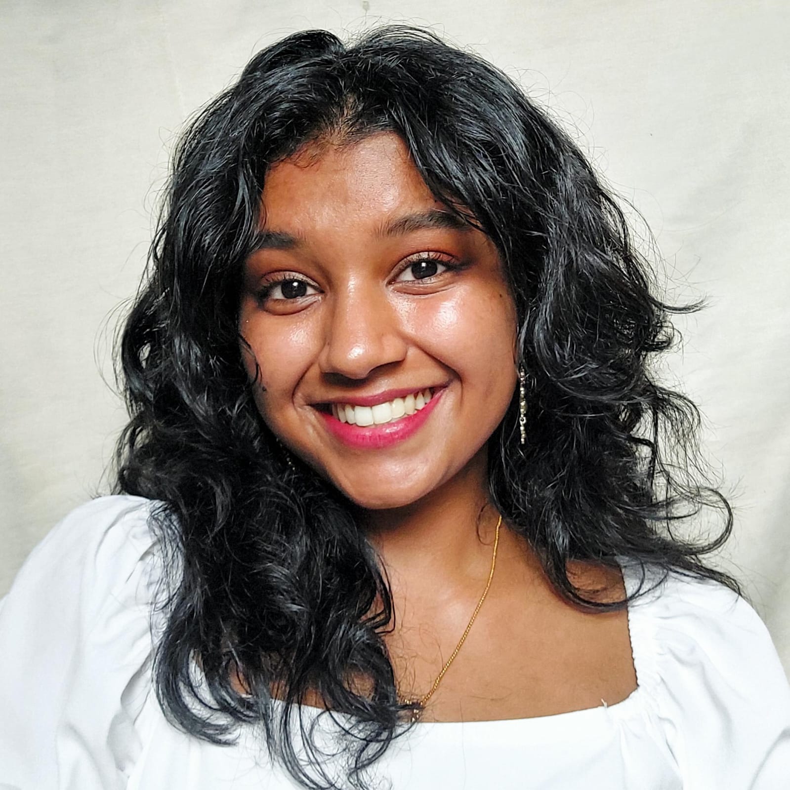Testimonial portrait 12