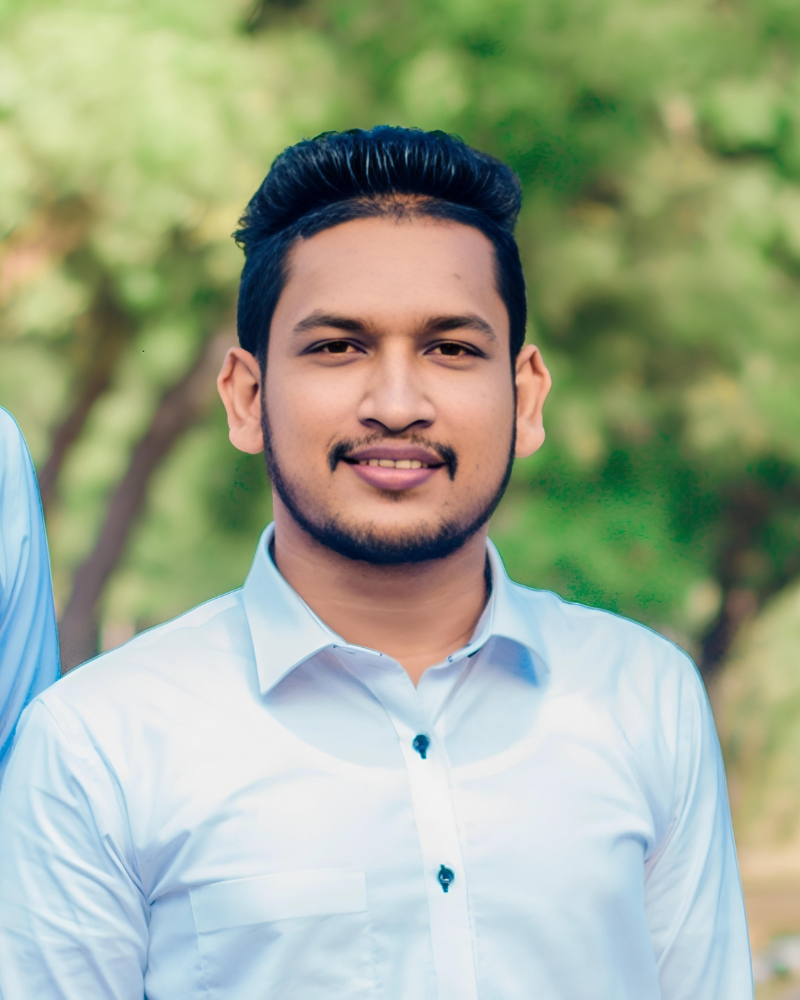 Testimonial portrait 7